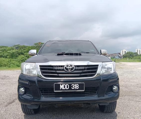 2015 Toyota HILUX 2.5 G VNT DOUBLE CAB (A) - 1