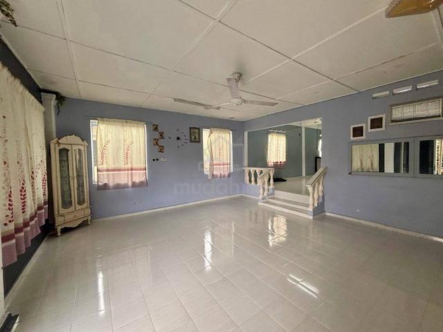 [END LOT] Teres Setingkat Taman Tambak Paya Permai, Ayer Molek |1345sf 1