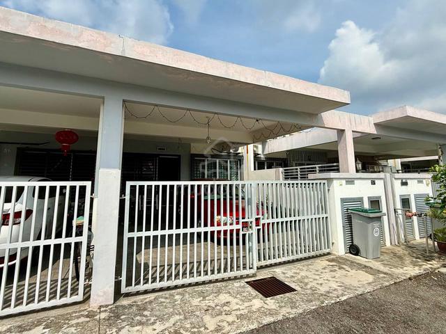 Single Storey Terrace Albury Mahkota Hills, Negeri Sembilan 1