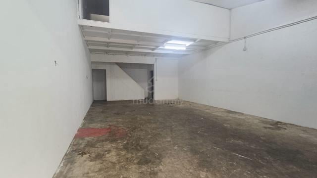 Puteri wangsa ulu tiram single storey ground floor shop for rent 1