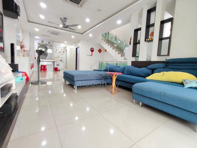 FULLY RENOVATED 2.5 Storey Terrace Taman Nadayu 92, Kajang 1