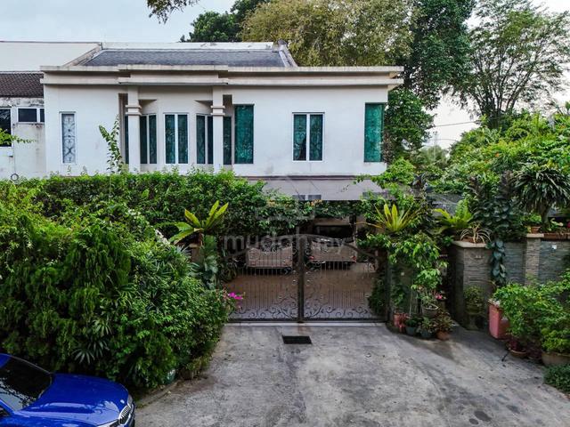 Renovated Facing Open 2 Storey Semi Detached SS4 Petaling Jaya 1