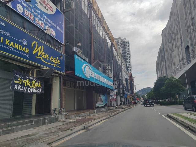 KL Taman Melawati 2 ANJOINING Officelot To Rent 1