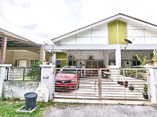 Teres Setingkat Facing Open Untuk DIjual Di Lakeville, Seri Iskandar 1