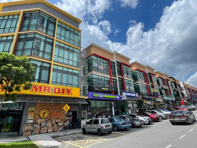 Hot Place Commercial Shop rent at Larkin Town centre Johor Bahru Johor 1