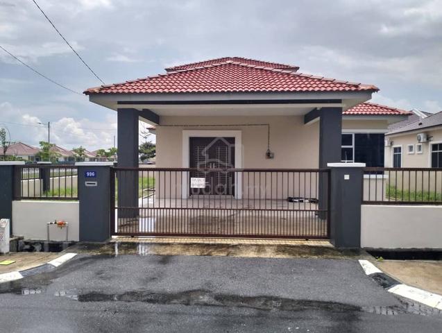 Taman Puteri Padang Serai | 1.5-storey Bungalow House for SALE 1