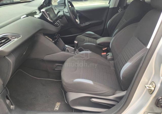 2015 Peugeot 208 1.6 VTI ALLURE (A) - 3
