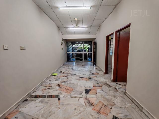 Kampung Pendamar 1 Storey Terrace House for Sale at Port Klang 1