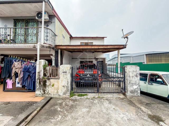 End Lot Double Storey Terrace, Taman Bukit Belimbing, Seri Kembangan 1