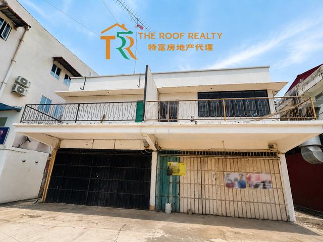 2 Adjoining Double-Storey Shoplots For Rent 1