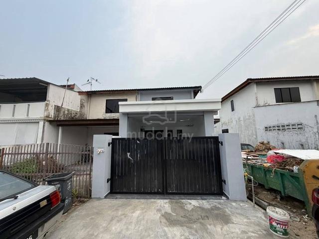 Double Storey Low Cost Endlot @ 22 Jalan Permatang 35, Taman Desa Jaya 1