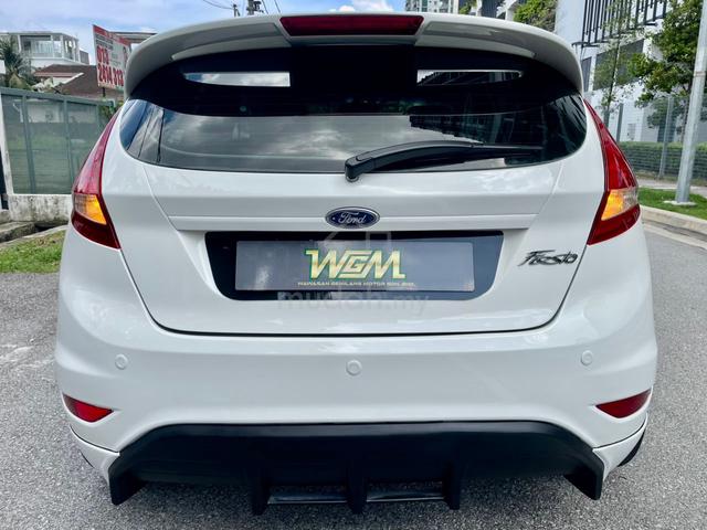 Ford FIESTA 1.6 SPORT (A) KRT LAWA BLH JLN JAUH - 4