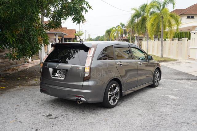 2010 Honda STREAM 1.8 I-VTEC - 4