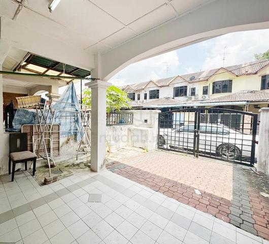 Sri Yaacon Skudai Medium Low Cost 3 Bed 2 Bath Full Loan Freehold 1