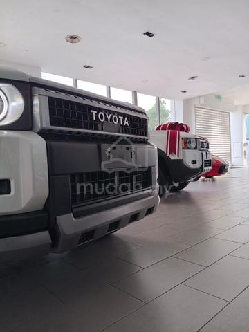 Low mileage 2025 Toyota Land cruiser VX 250 - 4