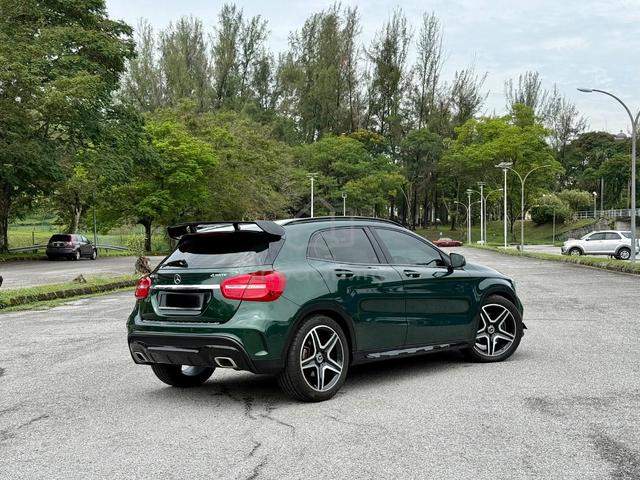 AMG GREEN 2016 Mercedes Benz GLA250 4MATIC 2.0 - 5