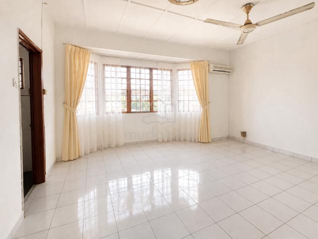 Taman Kinrara, Puchong, TK 5, 2 Storey House For Sale 1