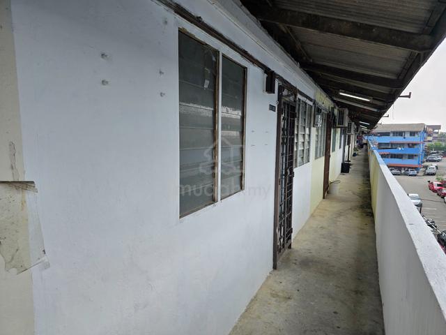 Sewa/FOR RENT: Flat at Taman Ungku Tun Aminah (TUTA), Skudai 1