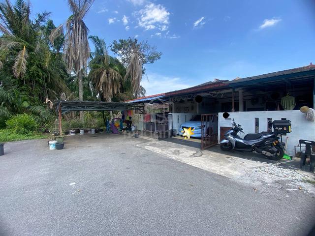 BERBALOI/TABLE TOP 1200sf Teres Setingkat Taman Saujana Kapar, Klang 1