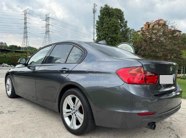 2015 Bmw 320i 2.0 SPORT LINE (CKD) (A)Original Pai - 5