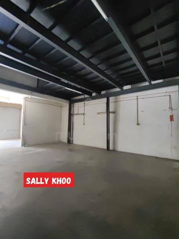 1.5 Storey Light Industrial @ Permatang Tinggi 3748sqft For Rent 1