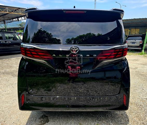 GRADE 5A 2025 Toyota ALPHARD 2.5 Z MILEAGE 27K KM - 4