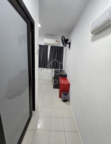 Uni Suites 1