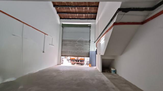 1.5sty factory Bukit Jalil Business Park for rent 1