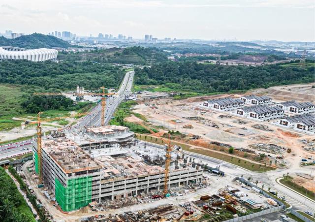 CR Residences 1