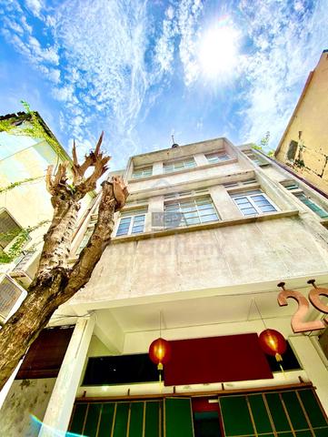 Back-to-Back Heritage Properties in Georgetown UNESCO 1