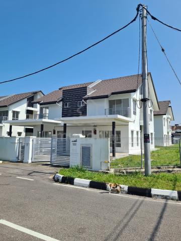 (Brand new) 2 storey Semi D Jalan Kacang Parit Mesjid Pontian Johor 1
