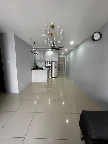Platinum Splendor Residensi Semarak 1