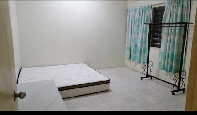 Master bedroom in tmn len sen 1