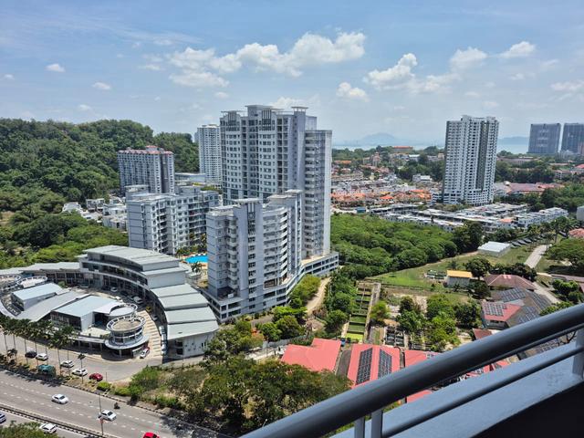 University Place (Plaza Ivory) 1