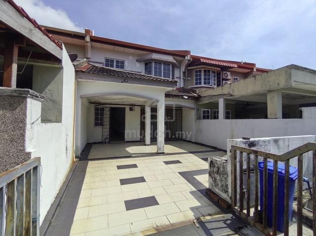 BELOW MARKET 2 Storey terrace house Taman TTDI Jaya Shah Alam 1