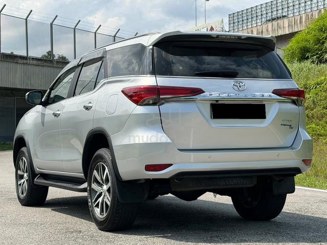 2017 TOYOTA FORTUNER 2.7 SRZ WARRANTY/ORI MiLEAGE - 2