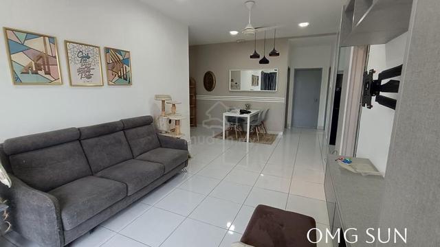 Laman Impian Townhouse Bandar Botanic Top Floor 3R+2B For Rent 1