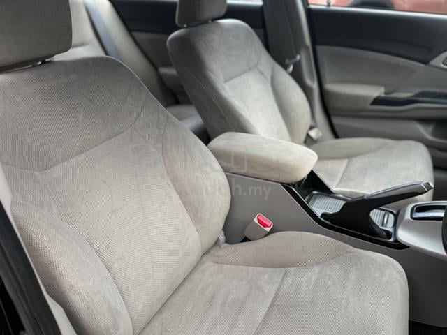 2012 Honda CIVIC 1.8 S (A) - 4