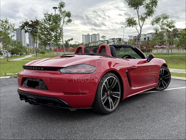 2016 Porsche 718 2.0 Boxster FULL Options - 2