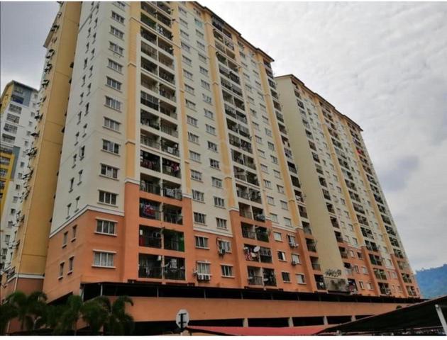 Lakeview Apartments 1