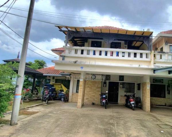 (PALING MURAH) CORNER LOT SEMI D 2 Storey Desa Villa Merab, Kajang 1