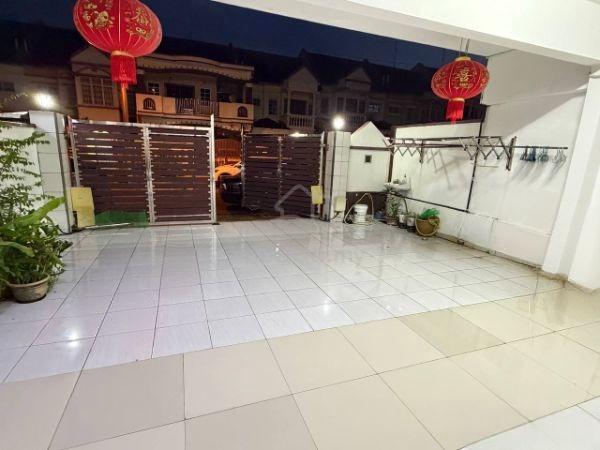 Bandar Putra @ Kulai Double Storey Terrace House 1