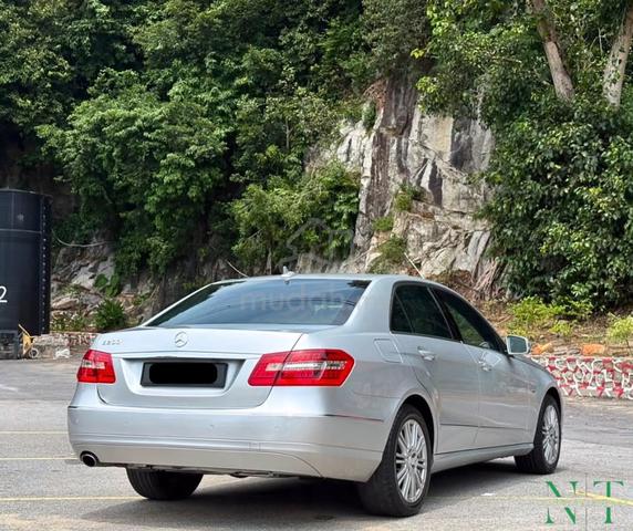 2012 Mercedes Benz E200 1.8 CGI BLUEEFCY - 5
