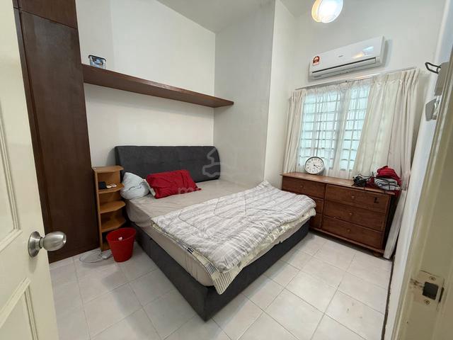 Middle Room at Kota Damansara 1