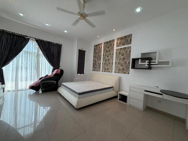 2.5 Storey Fully furnished Corner Unit Taman Cendana Permai @ Juru 1