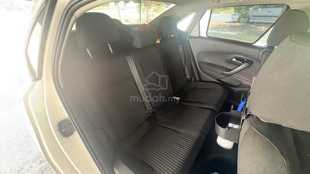 2015 Volkswagen POLO 1.6 FACELIFT (A) - 5