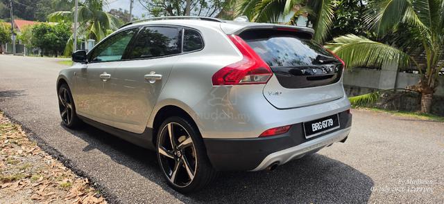 2015 Volvo V40 2.0 CROSS COUNTRY T5 (A) - 2