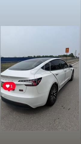 2025 Tesla MODEL 3 0.0 RWD MY23 (A) - 5