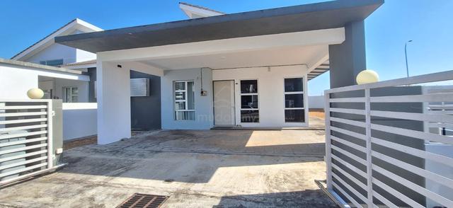 HOT LISTING – CORNER LOT SEMI-D ROSEVILLE RESIDENCE, Sungai Petani 1