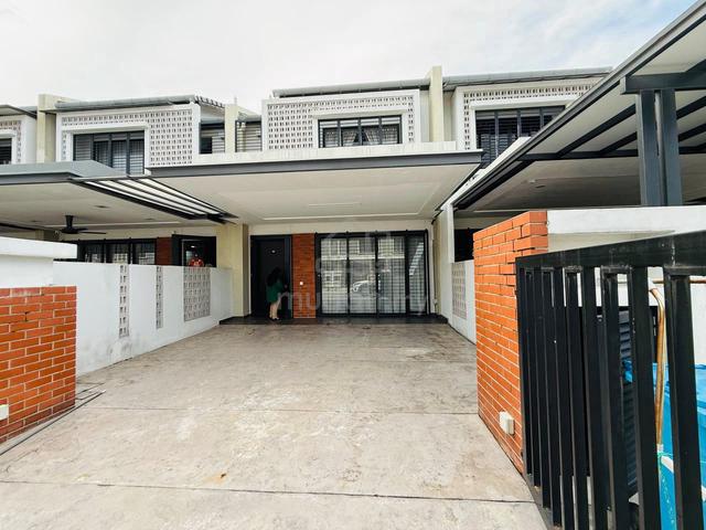 2 Storey Terrace House in Elmina Green 1, Elmina West For Rent. 1